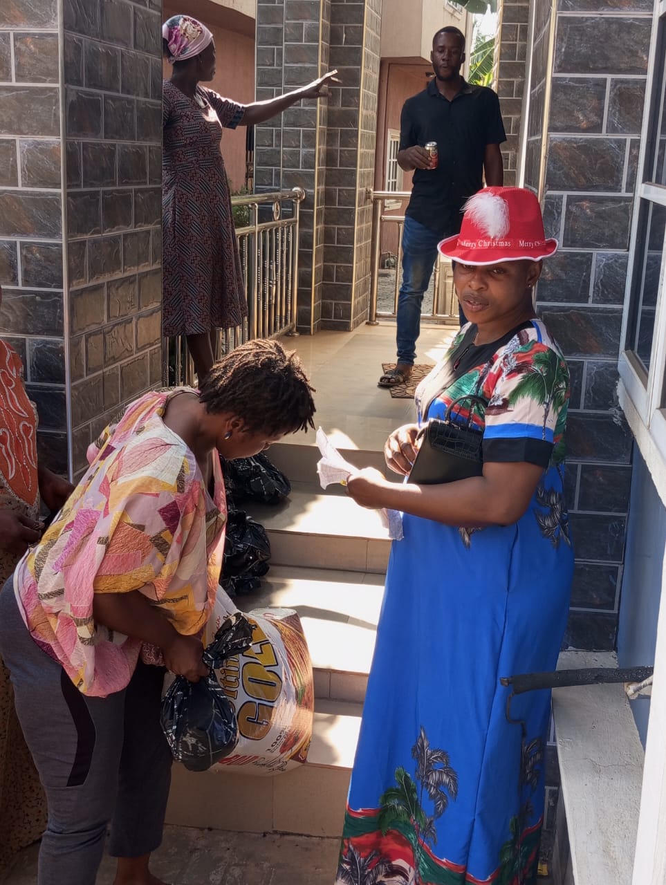 Community outreach and support visit by the Ojemba and Sam Foundation