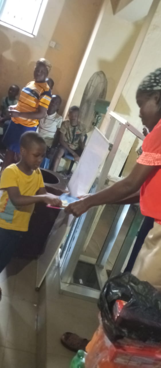 Community outreach and support visit by the Ojemba and Sam Foundation