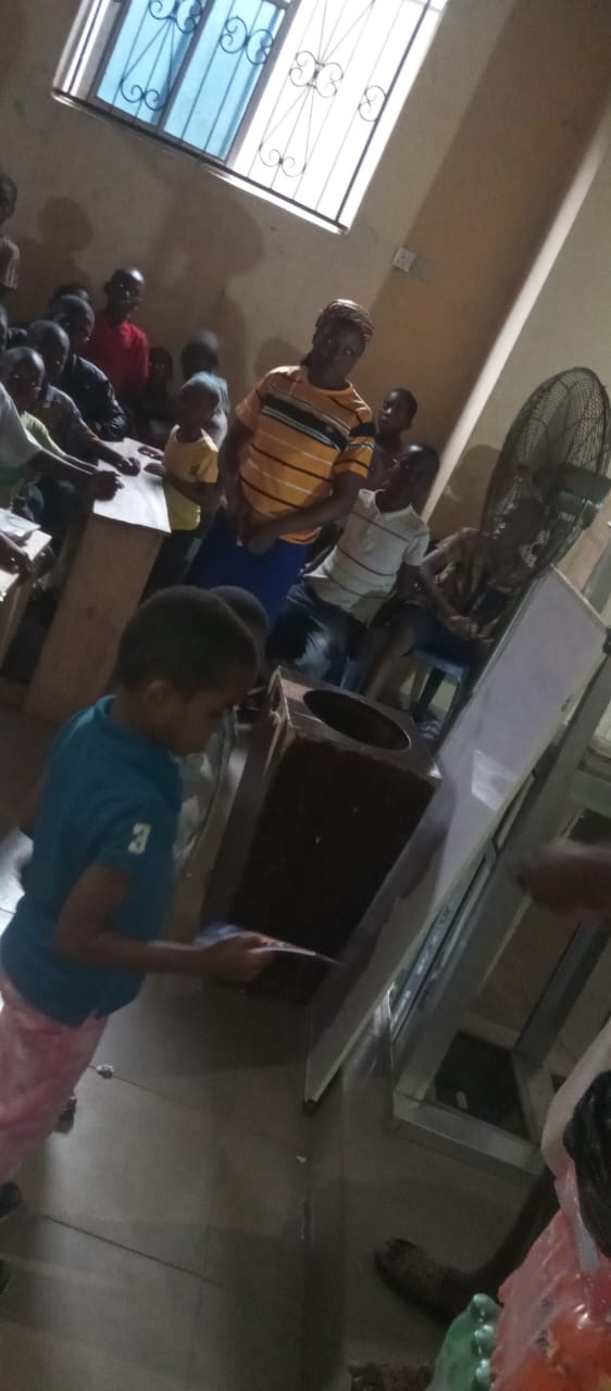Community outreach and support visit by the Ojemba and Sam Foundation