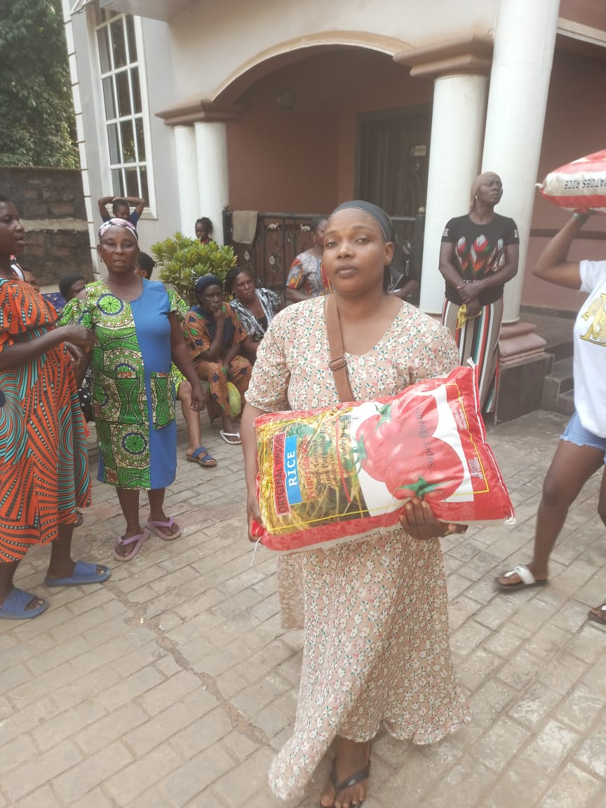 Food drive distribution by the Ojemba and Sam Foundation