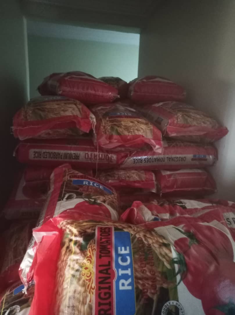 Food drive distribution by the Ojemba and Sam Foundation