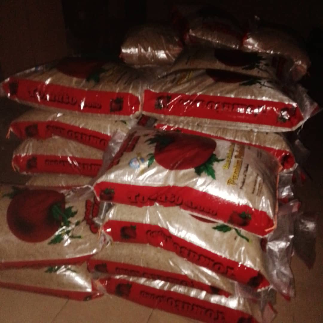 Food drive distribution by the Ojemba and Sam Foundation