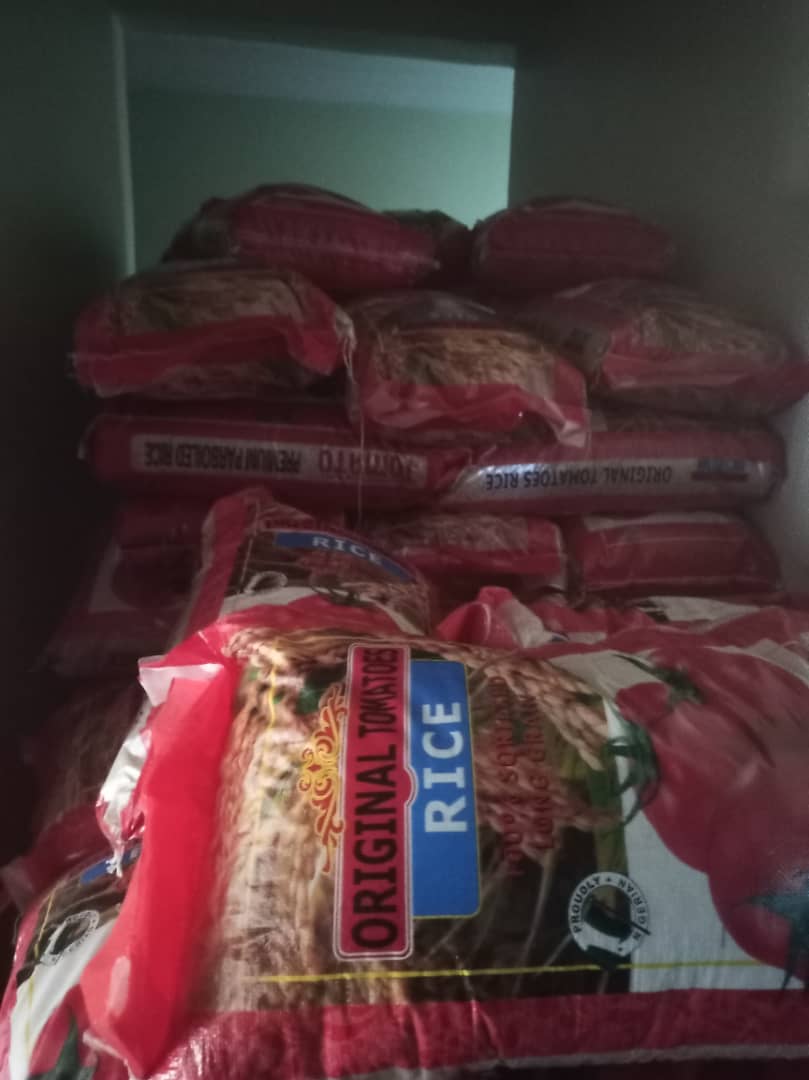 Food drive distribution by the Ojemba and Sam Foundation